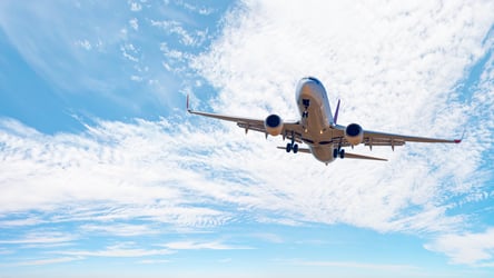 Commercial air plane
