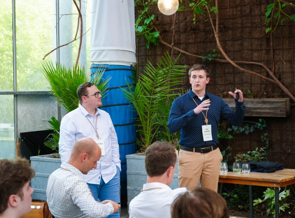Two students presenting their internship