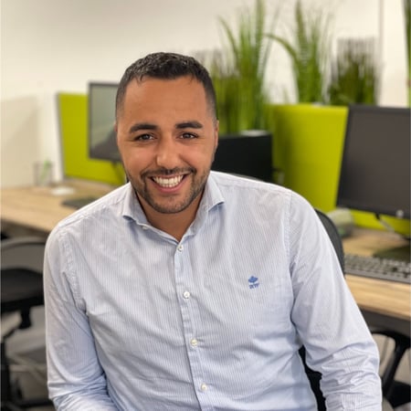 Yassine Hasnaoui Yassine Hasnaoui